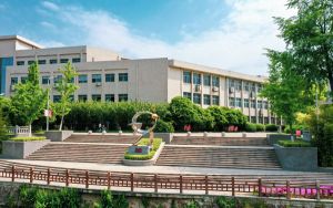 山东498分左右的考生可以报考哪些公办本科大学？ 2024年高考有31所最低分在498左右的大学